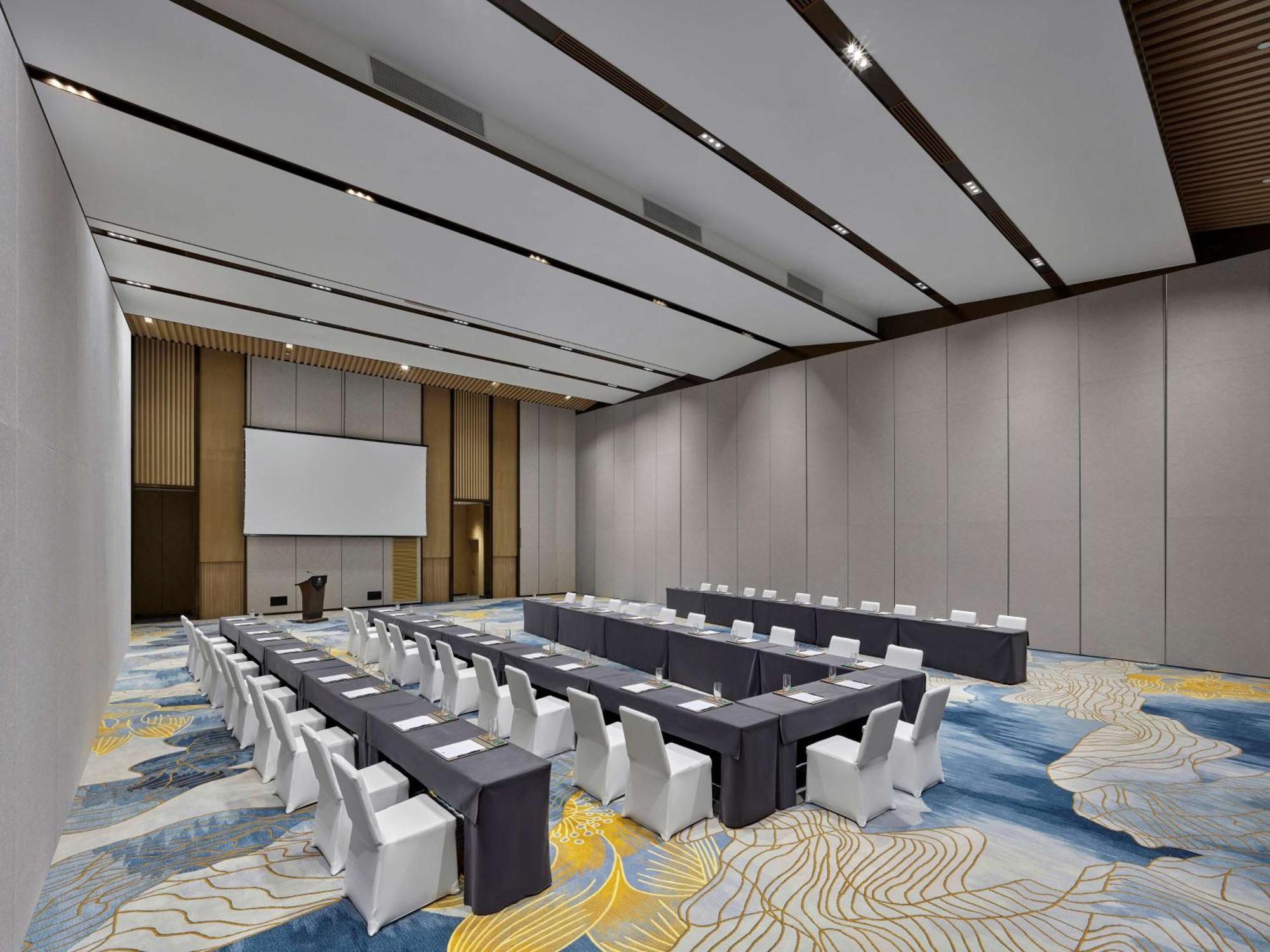 Doubletree By Hilton Beijing Badaling Hotel Yanqing Exterior photo